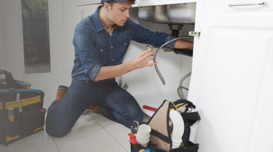 Expert burst pipe repair services in Almyra, AR